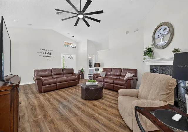 Photo 4 of Single family home for sale at 937 Woodsong Way, Clermont, FL 34714 | MLS# O6445331 | Listing updated on 2026-10-09