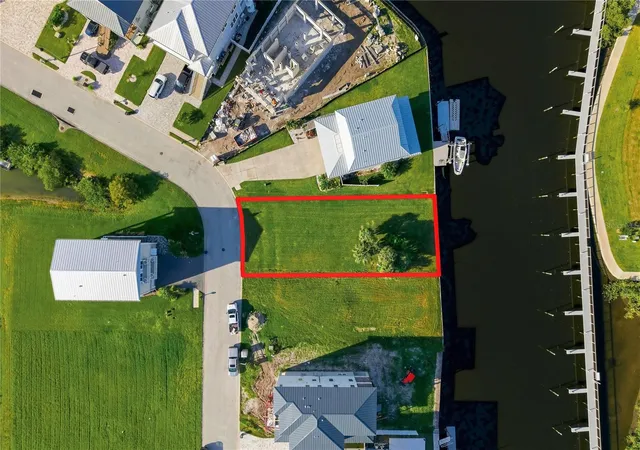 Photo 2 of Land for sale at 5807 Elisabethan Ln, New Port Richey, FL 34652 | MLS# W7889888 | Listing updated on 2026-09-30