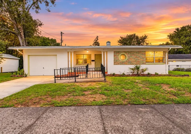 Photo 1 of Single family home for sale at 541 S Clayton Ave, Lakeland, FL 33801 | MLS# TB8552786 | Listing updated on 2026-10-06