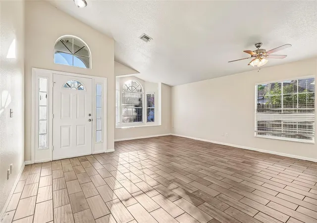 Photo 1 of Single family home for sale at 9200 Valencia Palms Dr, Orlando, FL 32825 | MLS# O6445334 | Listing updated on 2026-10-14