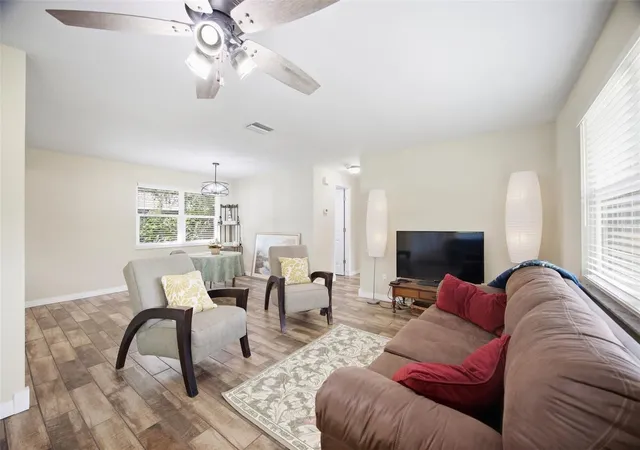 Photo 4 of Single family home for sale at 38123 10th Avenue, Zephyrhills, FL 33542 | MLS# TB8552787 | Listing updated on 2026-09-30