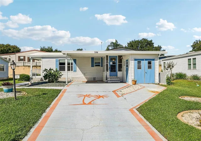 Manufactured home for sale at 25109 Clifford Hl, LEESBURG, FL 34748 | MLS# G5118358