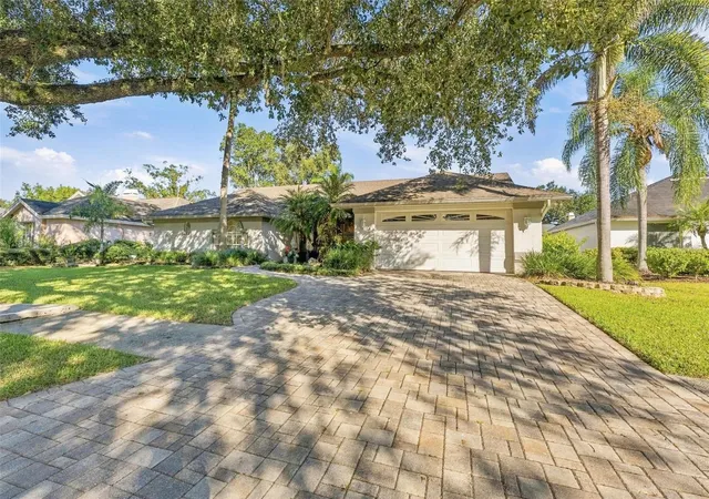 Photo 2 of Single family home for sale at 16508 Blenheim Dr, Lutz, FL 33549 | MLS# TB8552789 | Listing updated on 2026-10-02