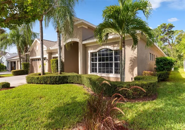 Photo 3 of Single family home for sale at 1937 Blue River Rd, Holiday, FL 34691 | MLS# W7889889 | Listing updated on 2026-10-03