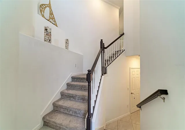 Listing Photo 5 - Condo for sale in building located at 6075 Worsham Ln, LAKEWOOD RANCH, FL 34211 - Unit #103