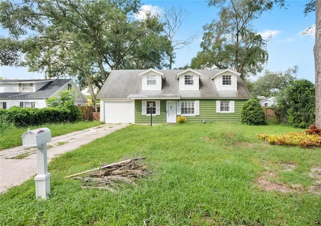 Photo 1 of Single family home for sale at 1102 Hamilton Ave, Longwood, FL 32750 | MLS# O6445342 | Listing updated on 2026-10-02