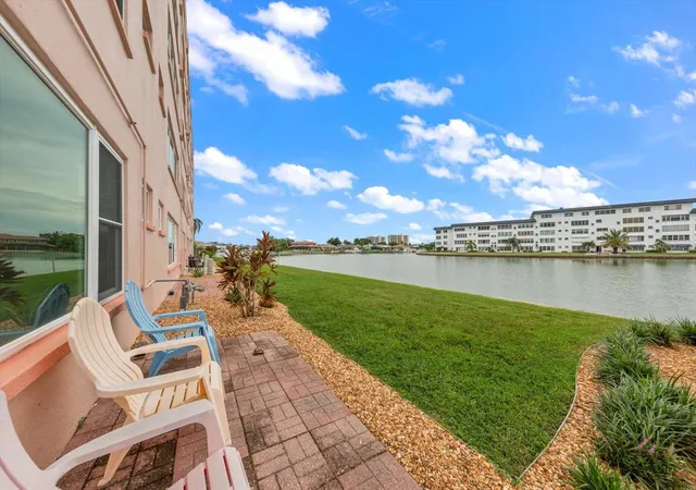 Condo for sale at 6025 Shore Blvd S #107, GULFPORT, FL 33707 | MLS# TB8552799