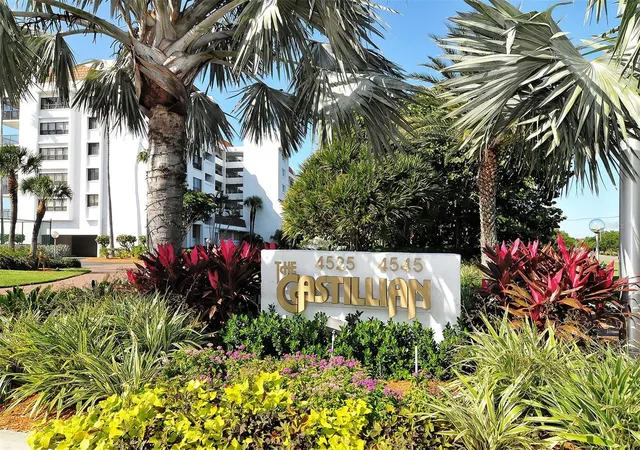 Photo 2 of Condo for sale at 4525 Gulf Of Mexico Dr #204, Longboat Key, FL 34228 | MLS# A4707683 | Listing updated on 2026-10-09