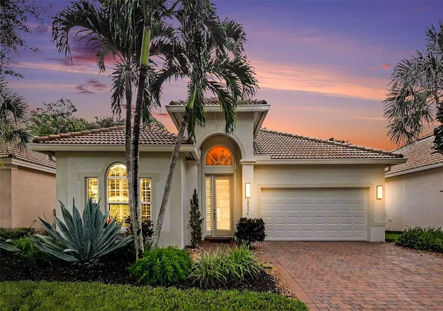 Photo 1 of Single family home for sale at 10534 Yorkstone Dr, Bonita Springs, FL 34135 | MLS# O6445355 | Listing updated on 2026-10-01