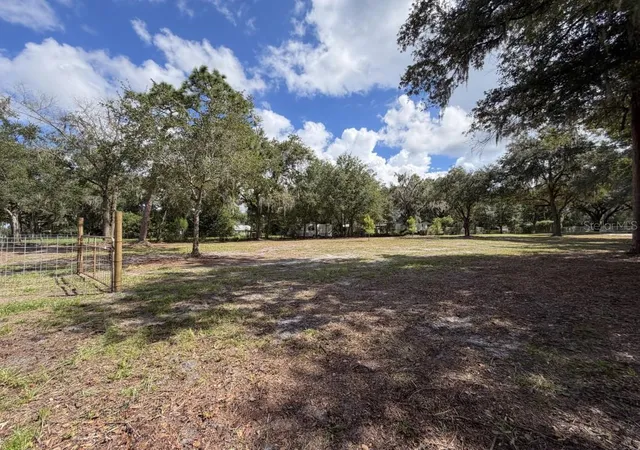 Photo 2 of Land for sale at 6916 Coronet Rd, Lakeland, FL 33811 | MLS# A4707686 | Listing updated on 2026-10-08