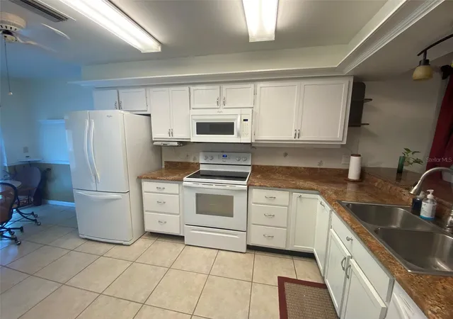 Photo 3 of Single family home for sale at 1120 Dappled Elm Ln, Winter Springs, FL 32708 | MLS# O6445358 | Listing updated on 2026-09-29