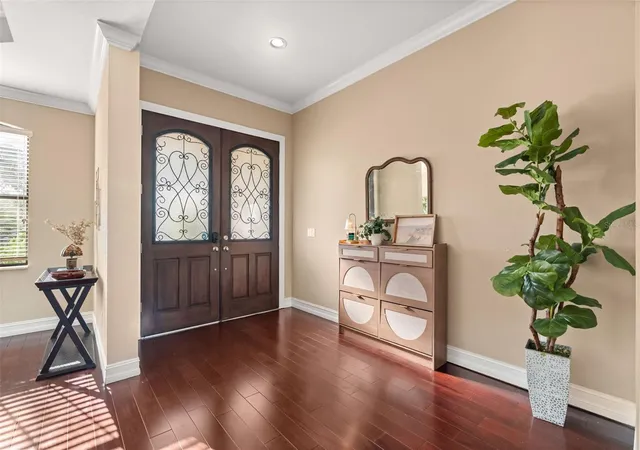 Photo 3 of Single family home for sale at 1260 Bella Vista Cir, Longwood, FL 32779 | MLS# O6445361 | Listing updated on 2026-10-08