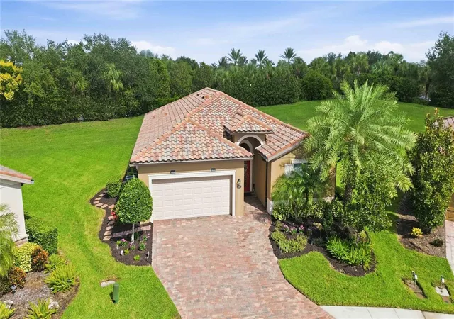 Photo 4 of Single family home for sale at 7156 Marsh View Ter, Bradenton, FL 34212 | MLS# A4707687 | Listing updated on 2026-10-03