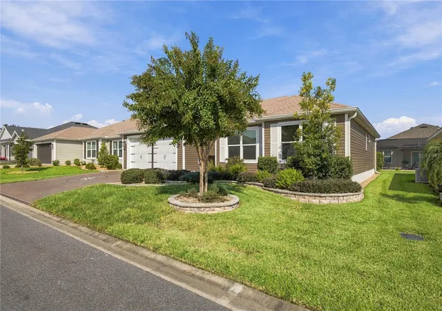 Photo 3 of Single family home for sale at 2505 Drew Cir, The Villages, FL 32163 | MLS# G5118363 | Listing updated on 2026-09-30
