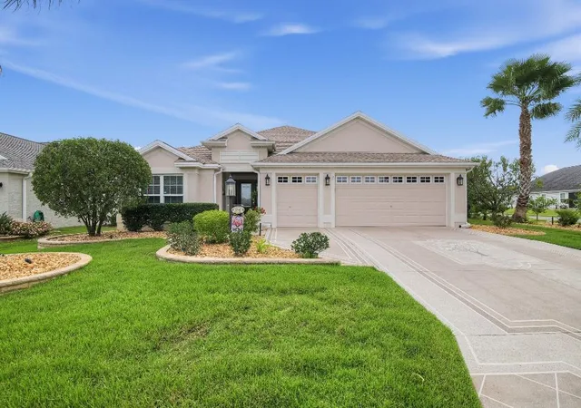 Photo 2 of Single family home for sale at 3254 Delk Dr, The Villages, FL 32163 | MLS# TB8552818 | Listing updated on 2026-10-05
