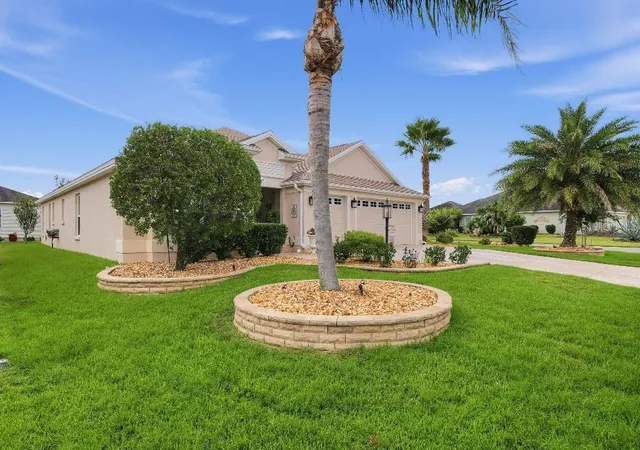 Photo 3 of Single family home for sale at 3254 Delk Dr, The Villages, FL 32163 | MLS# TB8552818 | Listing updated on 2026-10-05