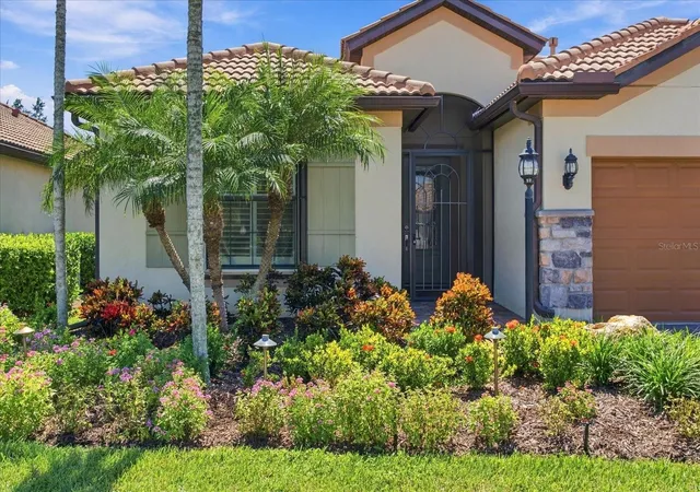 Photo 2 of Single family home for sale at 17116 Seaford Way, Bradenton, FL 34202 | MLS# A4707689 | Listing updated on 2026-10-03