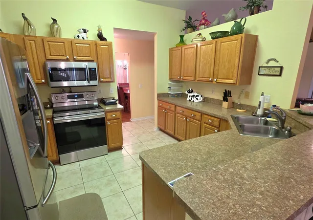 Photo 4 of Single family home for sale at 11026 Little St, Spring Hill, FL 34608 | MLS# W7889893 | Listing updated on 2026-09-29