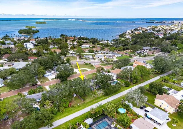 Photo 3 of Single family home for sale at 1843 Pasadena Dr, Dunedin, FL 34698 | MLS# TB8552829 | Listing updated on 2026-09-29