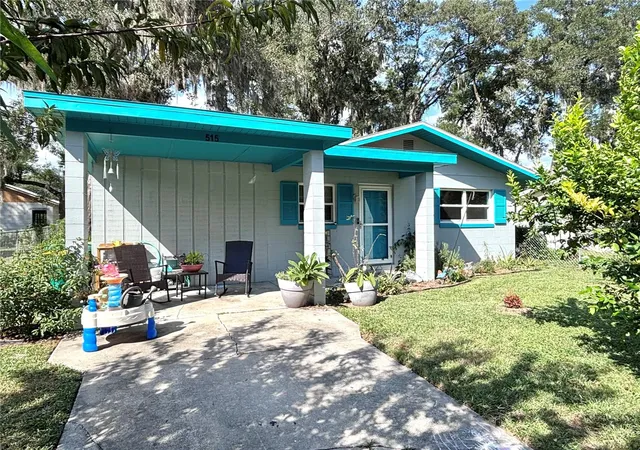 Photo 2 of Single family home for sale at 515 W Garrison Ave, Deland, FL 32720 | MLS# V4951546 | Listing updated on 2026-10-04