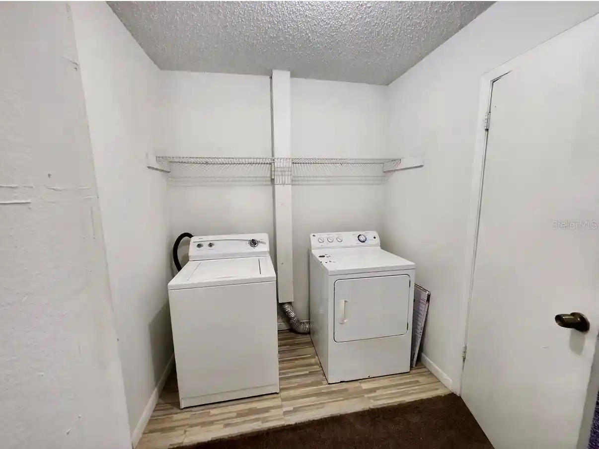 Listing Photo 7 - Condo for sale in 9209 Tudor Dr located at 9209 Tudor Dr, TAMPA, FL 33615 - Unit #C203