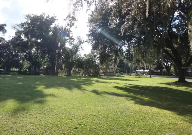 Photo 1 of Land for sale at 1603 James L Redman Pkwy, Plant City, FL 33563 | MLS# TB8552836 | Listing updated on 2026-09-29