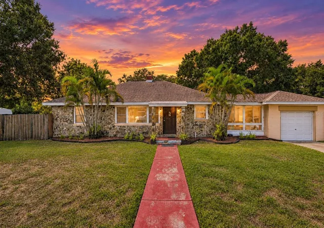 Photo 1 of Single family home for sale at 1525 56th Street S, Gulfport, FL 33707 | MLS# TB8552837 | Listing updated on 2026-10-03