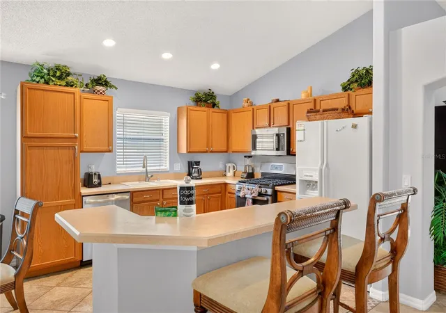 Photo 3 of Single family home for sale at 16028 Magnolia Hl St, Clermont, FL 34714 | MLS# O6445378 | Listing updated on 2026-09-29
