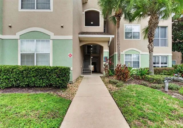 Photo 2 of Condo for sale at 4881 Cypress Woods Dr #3312, Orlando, FL 32811 | MLS# O6445383 | Listing updated on 2026-10-09