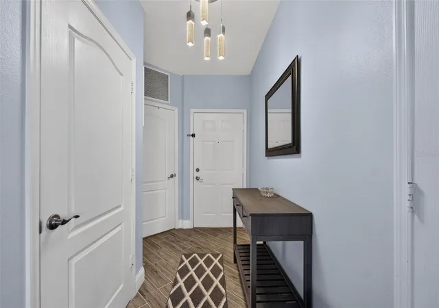 Listing Photo 5 - Condo for sale in building located at 4881 Cypress Woods Dr, Orlando, FL 32811 - Unit #3312