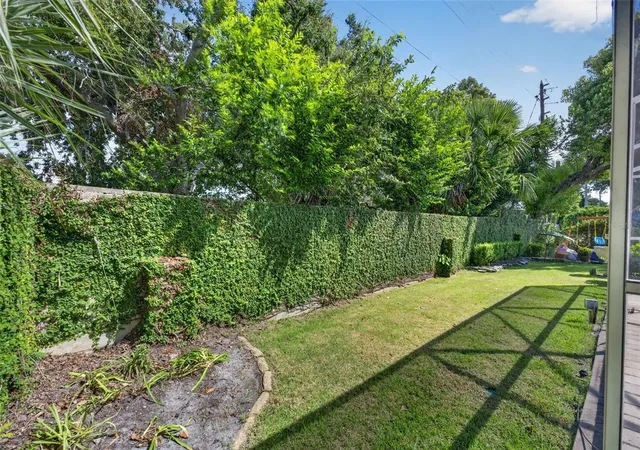 Photo 36 of Single family home for sale at 911 Thunder Trl, MAITLAND, FL 32751 | MLS# O6445385 | Listing updated on 2026-10-07