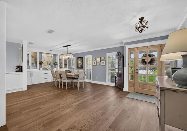Photo 3 of Single family home for sale at 911 Thunder Trl, Maitland, FL 32751 | MLS# O6445385 | Listing updated on 2026-10-07