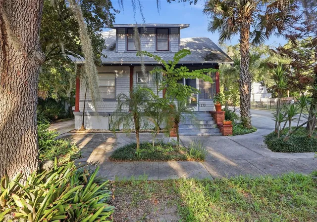 Photo 1 of Single family home for sale at 235 N San Souci Ave, De Land, FL 32720 | MLS# V4951547 | Listing updated on 2026-10-08