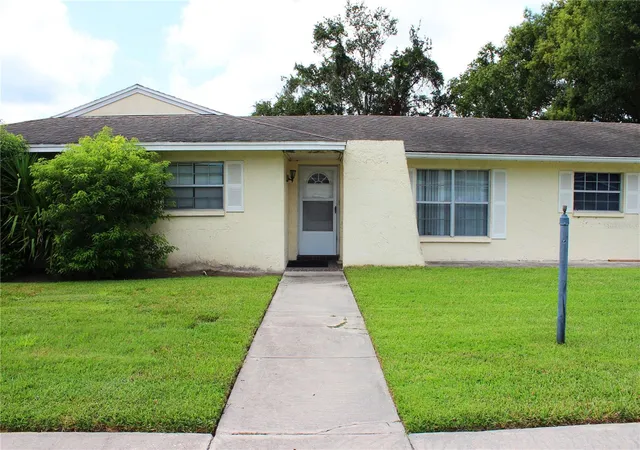 Photo 4 of Single family home for sale at 6123 Christina Dr E, Lakeland, FL 33813 | MLS# L4965401 | Listing updated on 2026-09-29