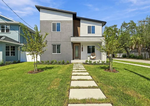 Single family home for sale at 3201 W Wyoming Ave, Tampa, FL 33611 | MLS# TB8552846 | Listing updated on 2026-10-04
