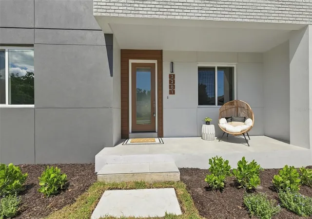 Photo 2 of Single family home for sale at 3201 W Wyoming Ave, Tampa, FL 33611 | MLS# TB8552846 | Listing updated on 2026-10-04