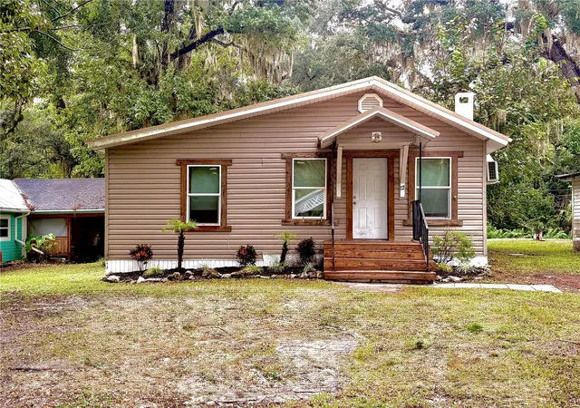 Photo 1 of Single family home for sale at 12 61st Street, Yankeetown, FL 34498 | MLS# TB8552847 | Listing updated on 2026-10-02