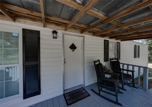Photo 4 of Manufactured home for sale at 10898 NE 220th Street, Fort Mc Coy, FL 32134 | MLS# TB8552848 | Listing updated on 2026-09-29