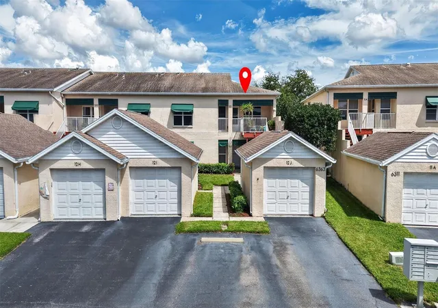 Photo 1 of Condo for sale at 6363 99th Way N #12I, Saint Petersburg, FL 33708 | MLS# TB8552850 | Listing updated on 2026-10-06