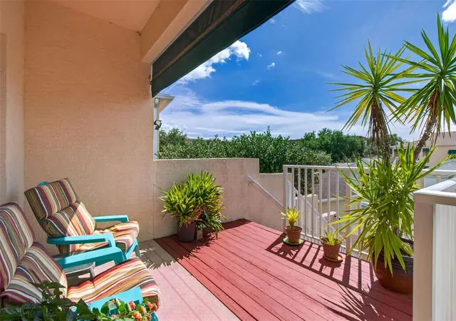 Photo 4 of Condo for sale at 6363 99th Way N #12I, Saint Petersburg, FL 33708 | MLS# TB8552850 | Listing updated on 2026-10-06