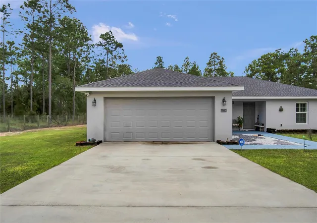 Photo 4 of Single family home for sale at 23708 NW Amberjack Ave, Dunnellon, FL 34431 | MLS# S5158426 | Listing updated on 2026-10-08