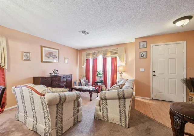 Photo 3 of Single family home for sale at 1134 Kempton Chase Pkwy, Orlando, FL 32837 | MLS# O6445394 | Listing updated on 2026-09-30