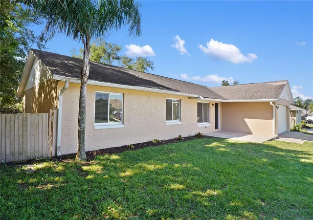 Photo 3 of Single family home for sale at 2673 Windsor Hts St, Deltona, FL 32738 | MLS# O6445395 | Listing updated on 2026-10-06