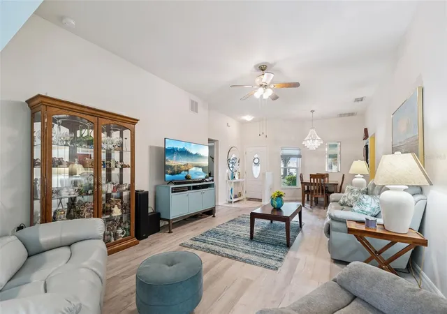 Photo 3 of Single family home for sale at 483 Lake Suzanne Dr, Lake Wales, FL 33859 | MLS# P4940021 | Listing updated on 2026-10-02