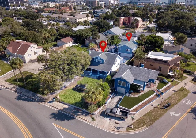 Photo 2 of Single family home for sale at 416 N Peninsula Dr, Daytona Beach, FL 32118 | MLS# NS1089367 | Listing updated on 2026-09-29
