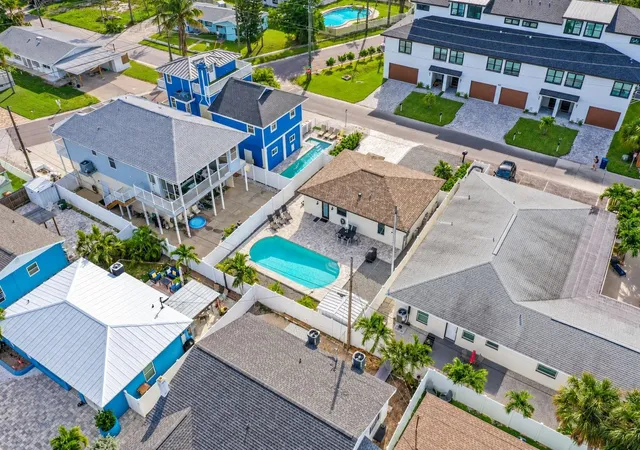 Photo 2 of Single family home for sale at 170 145th Avenue E, Madeira Beach, FL 33708 | MLS# TB8552862 | Listing updated on 2026-10-07
