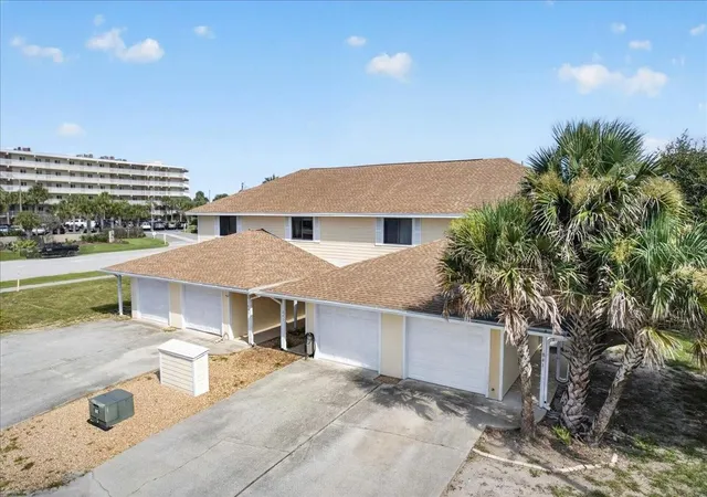 Photo 2 of Multi family home for sale at 841 E 14th Avenue, New Smyrna Beach, FL 32169 | MLS# S5158432 | Listing updated on 2026-09-28