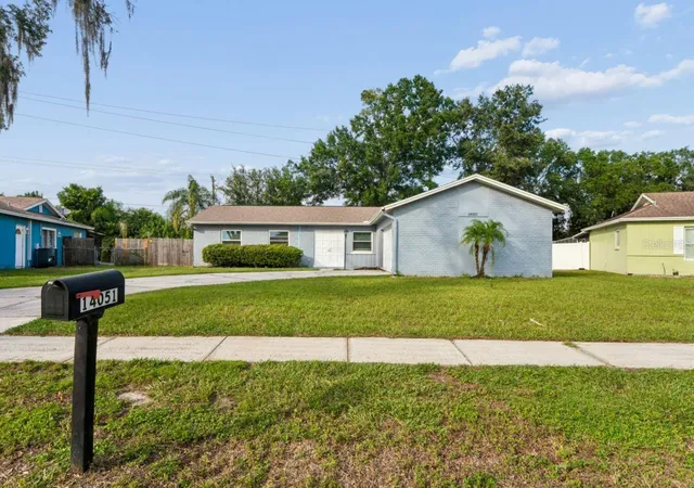 Single family home for sale at 14051 Briardale Ln, TAMPA, FL 33618 | MLS# TB8552867