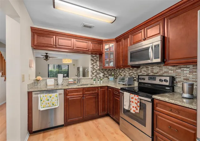 Photo 4 of Condo for sale at 188 Sandlewood #1, Winter Park, FL 32789 | MLS# O6445407 | Listing updated on 2026-10-07