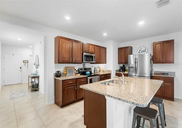 Photo 2 of Single family home for sale at 211 Duke Dr, Deland, FL 32724 | MLS# V4951549 | Listing updated on 2026-10-09